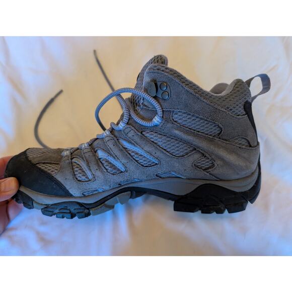 MERRELL Women's 10 Gray Hiking Boots Ankle Mid Performance Outdoor Gorpcore - Picture 1 of 9